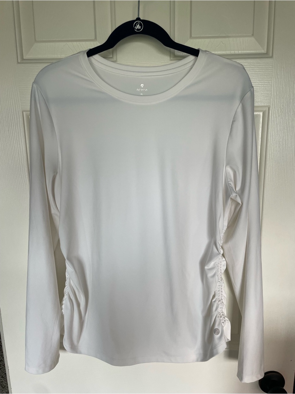 Apana White Long-Sleeve Crewneck Top